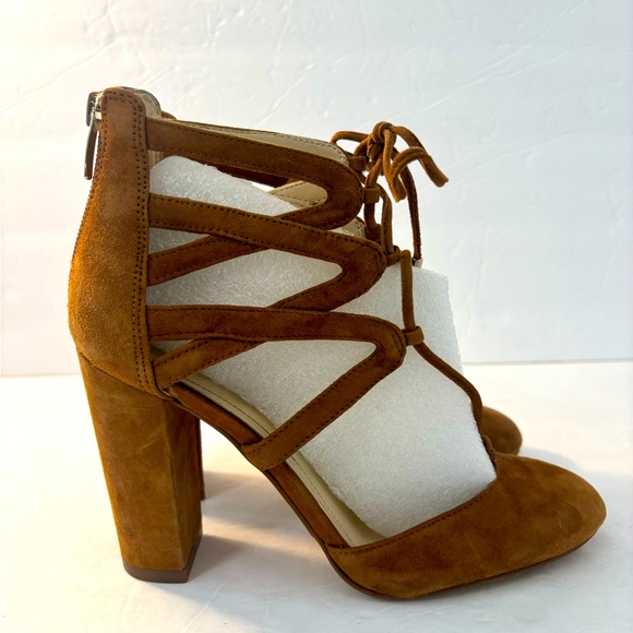 MARC FISHER Shellie Lace-Up Suede Pump Brown Size 6.5 - Picture 4 of 9